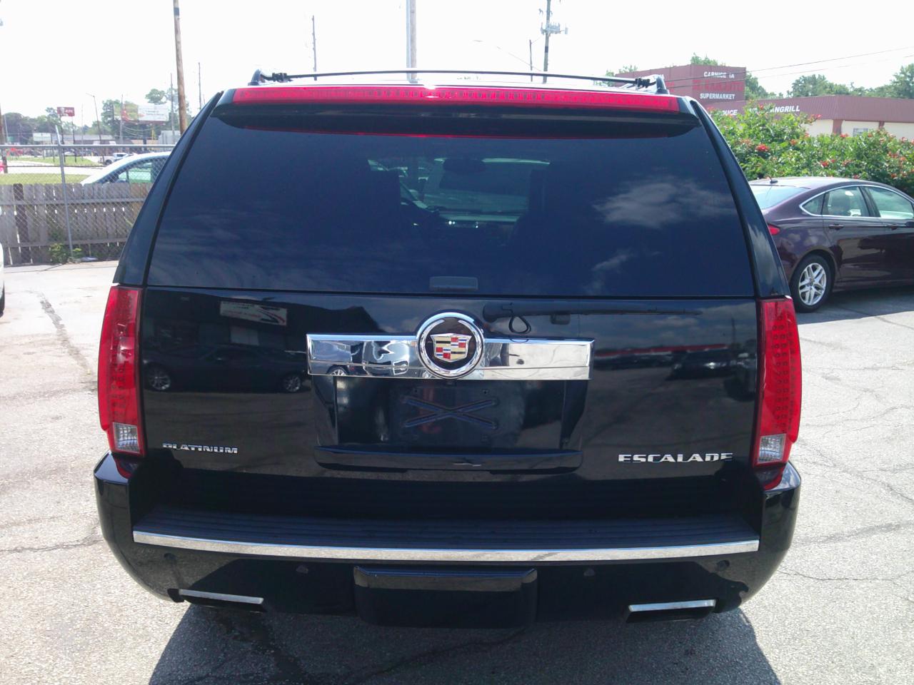 Cadillac Escalade AWD Platinum 2013