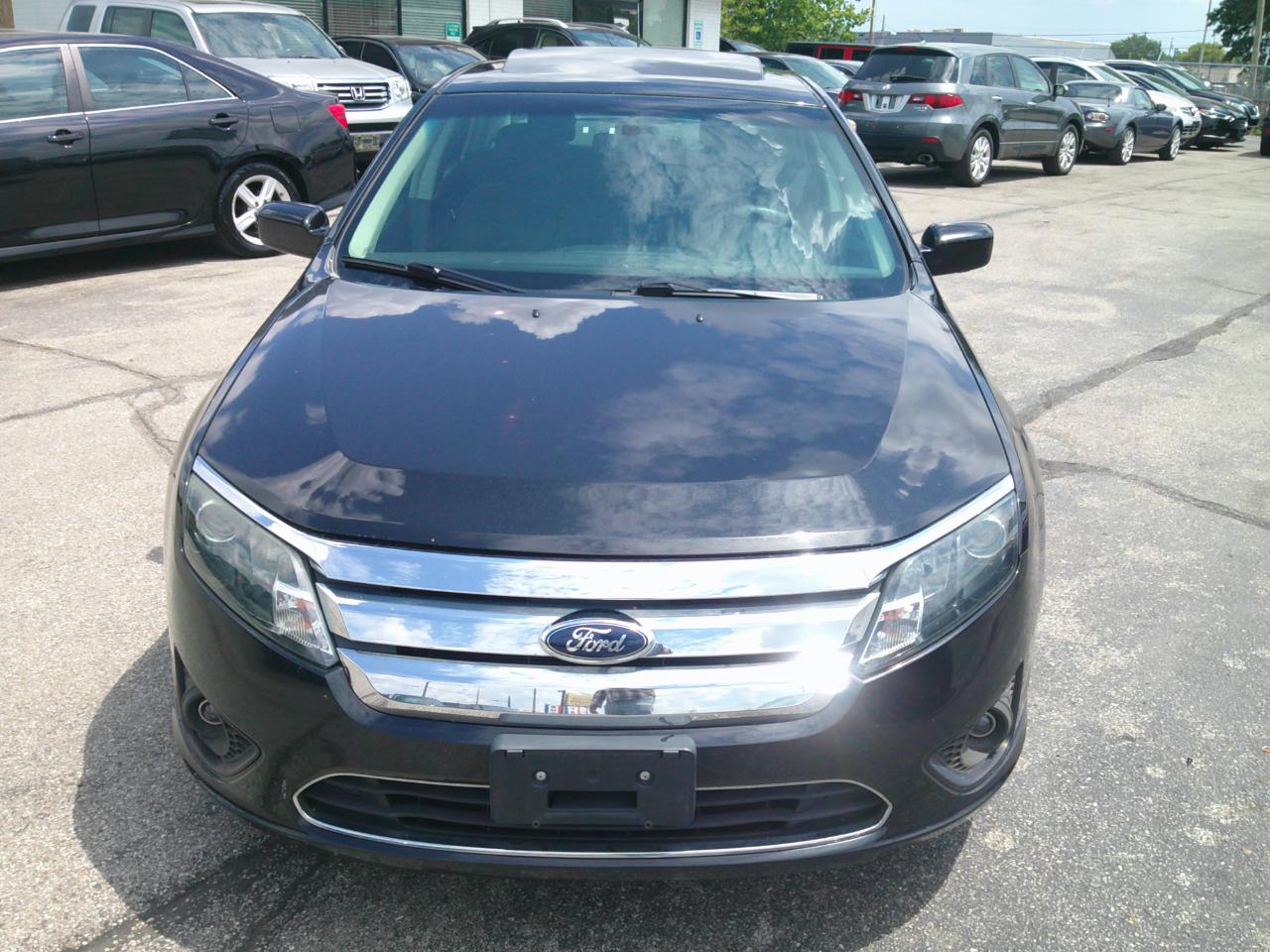 Ford Fusion SE 2012