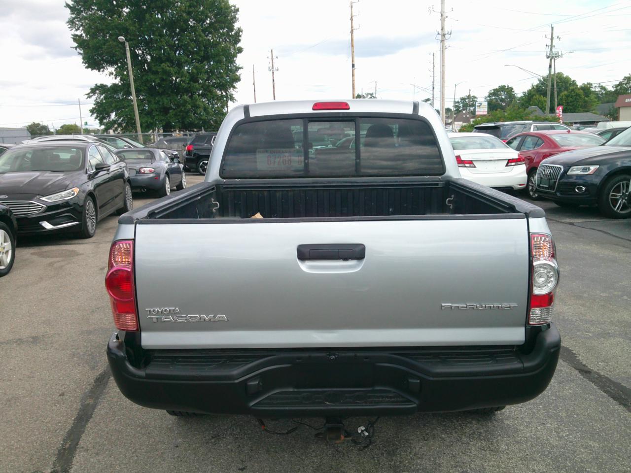 Toyota Tacoma PreRunner Double Cab I4 4AT 2WD 2015