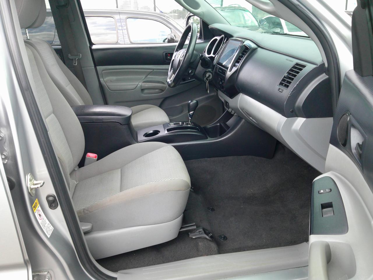Toyota Tacoma PreRunner Double Cab I4 4AT 2WD 2015