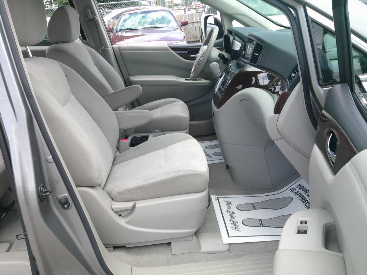 Nissan Quest 3.5 SV 2013