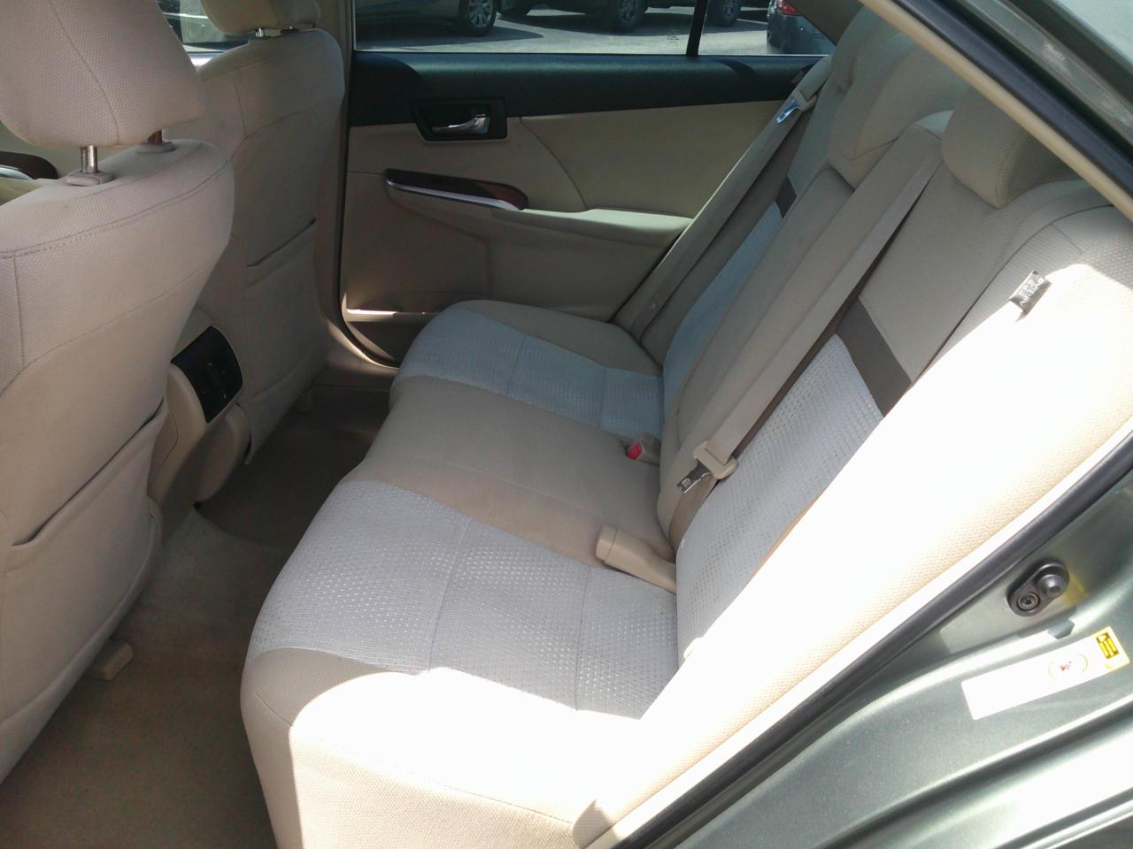Toyota Camry XLE 4D Sedan 2012