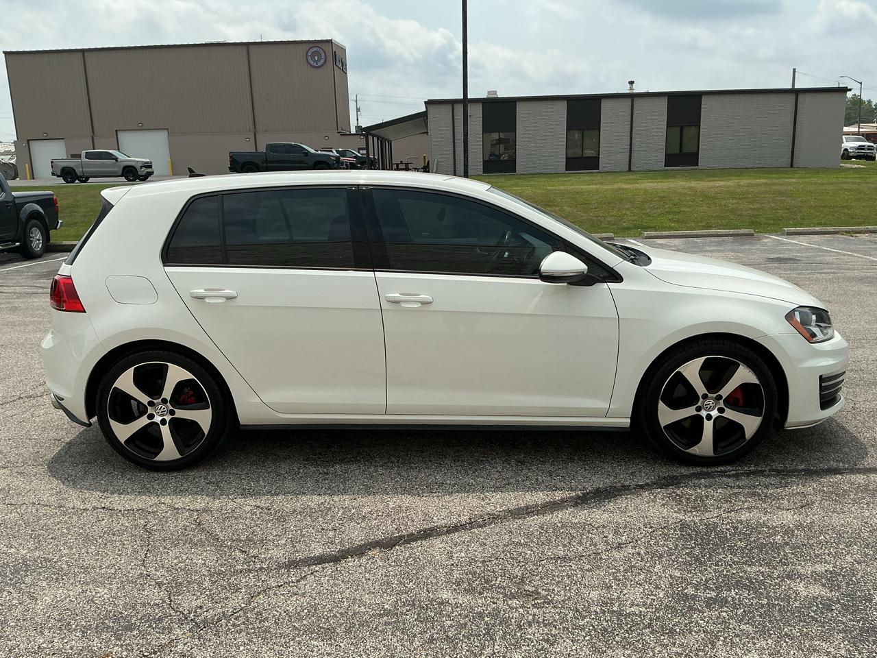 Volkswagen GTI S 6M 4-Door 2016