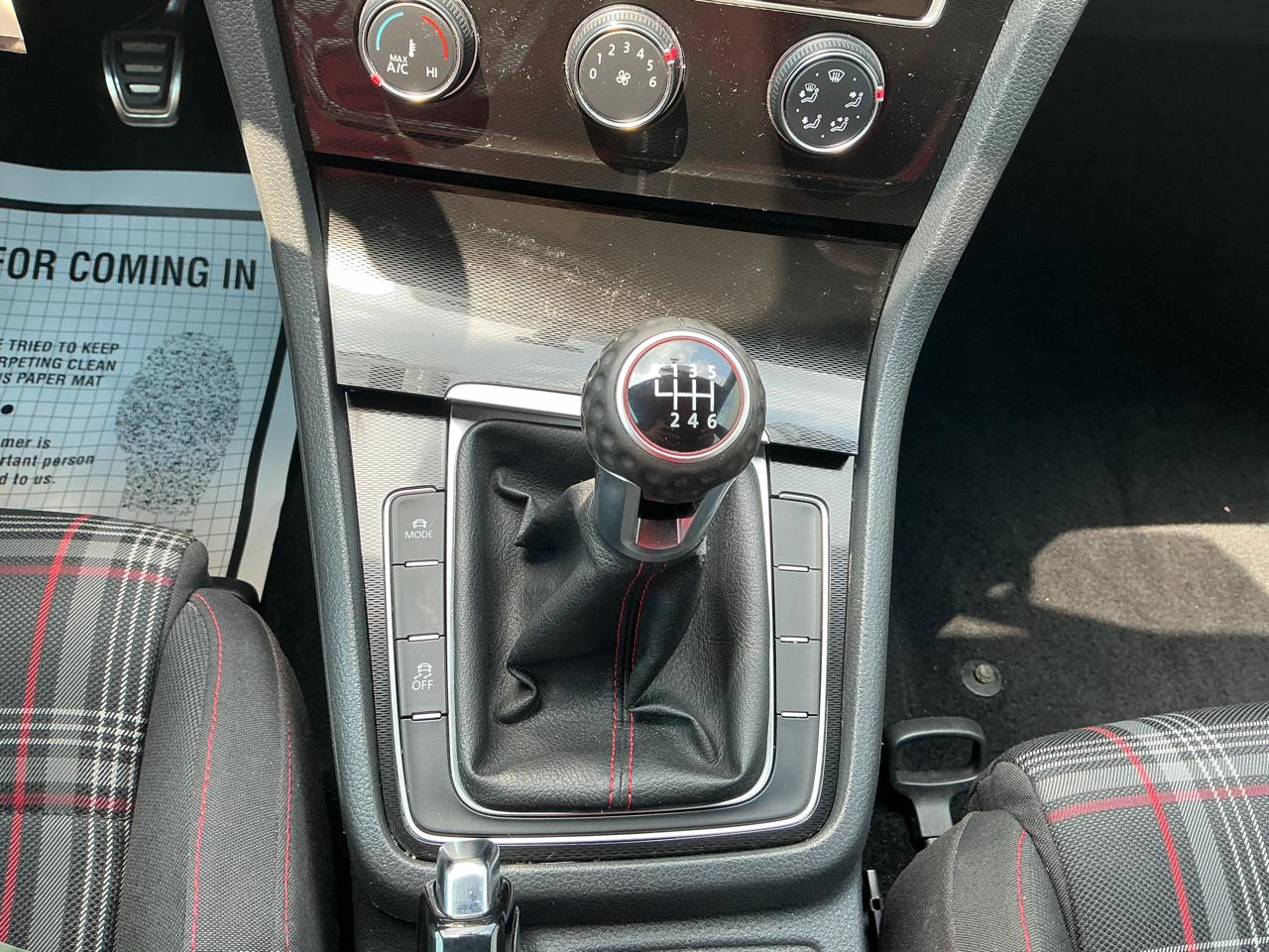 Volkswagen GTI S 6M 4-Door 2016