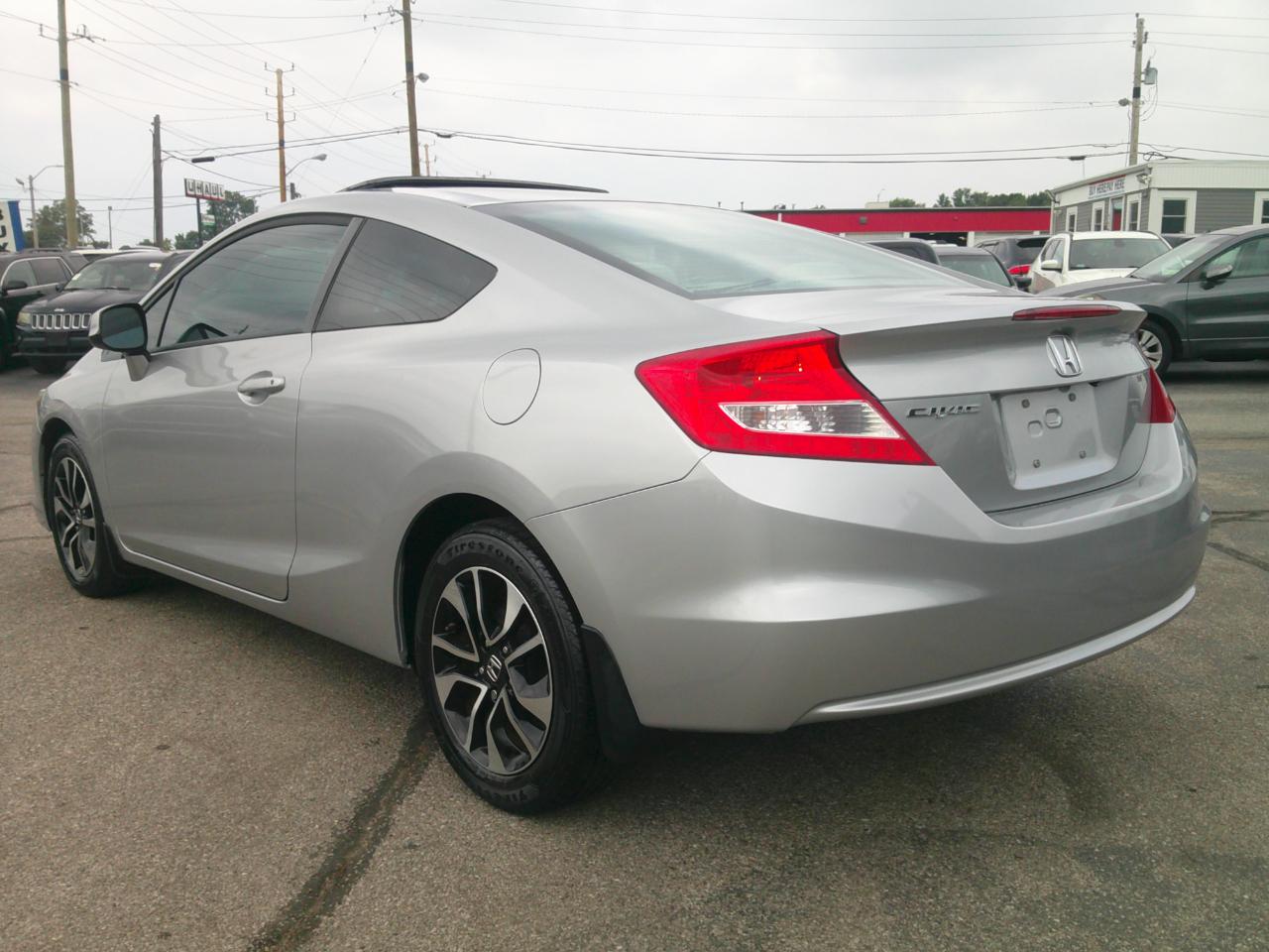 Honda Civic EX Coupe 5-Speed AT 2013