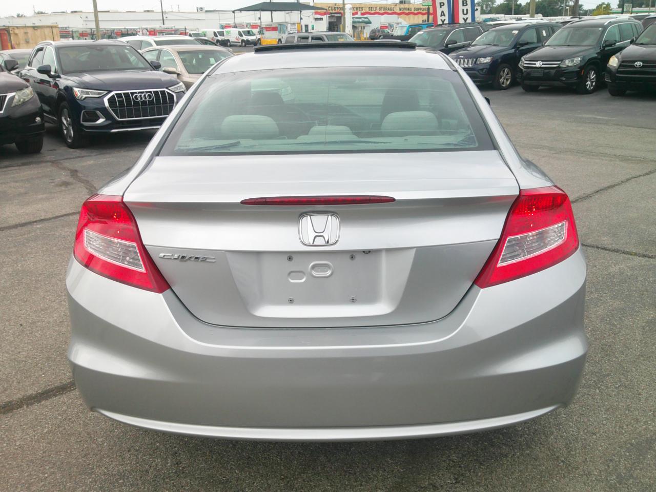 Honda Civic EX Coupe 5-Speed AT 2013