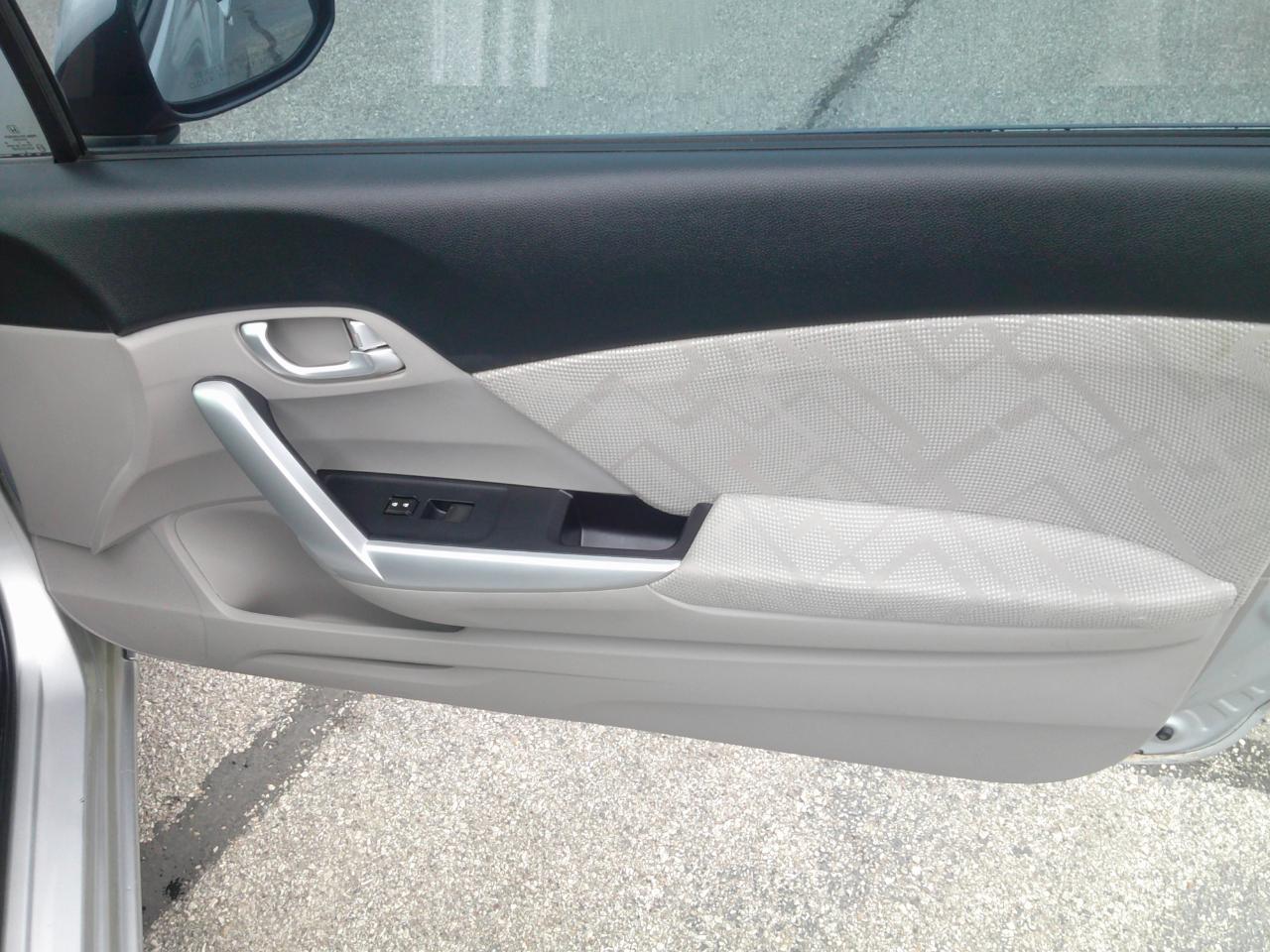 Honda Civic EX Coupe 5-Speed AT 2013