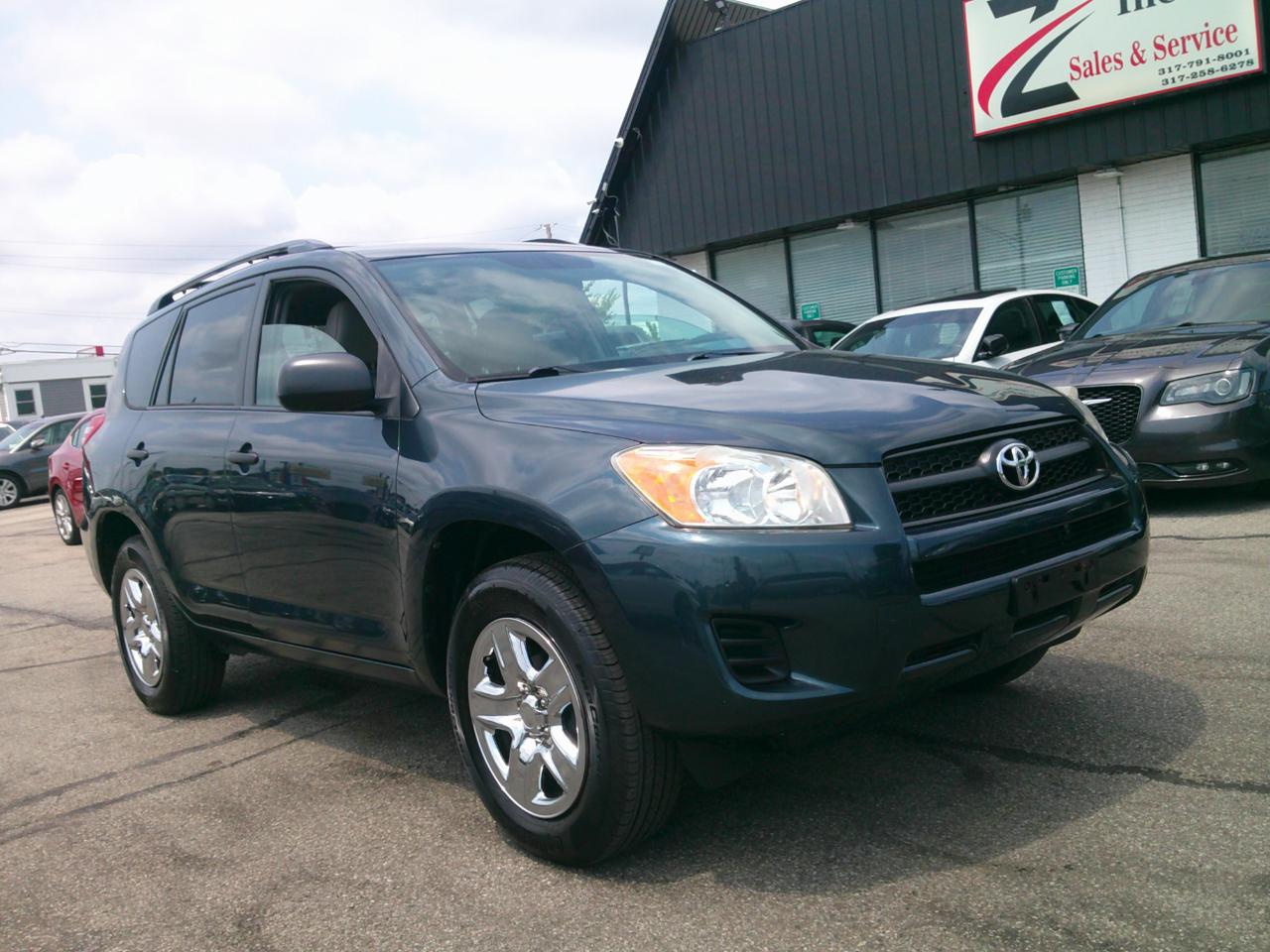 Toyota RAV4 Base I4 4WD 2011