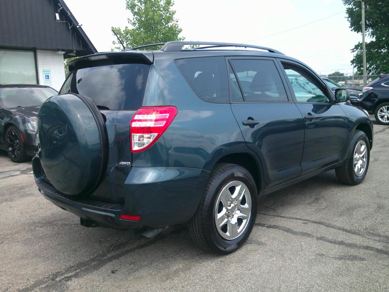 Toyota RAV4 Base I4 4WD 2011