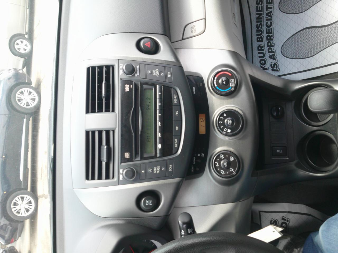 Toyota RAV4 Base I4 4WD 2011