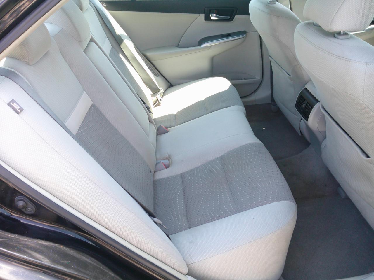 Toyota Camry Hybrid XLE 2014