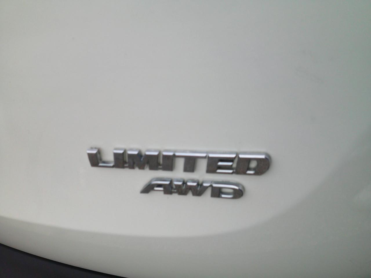 Toyota RAV4 Limited AWD 2014