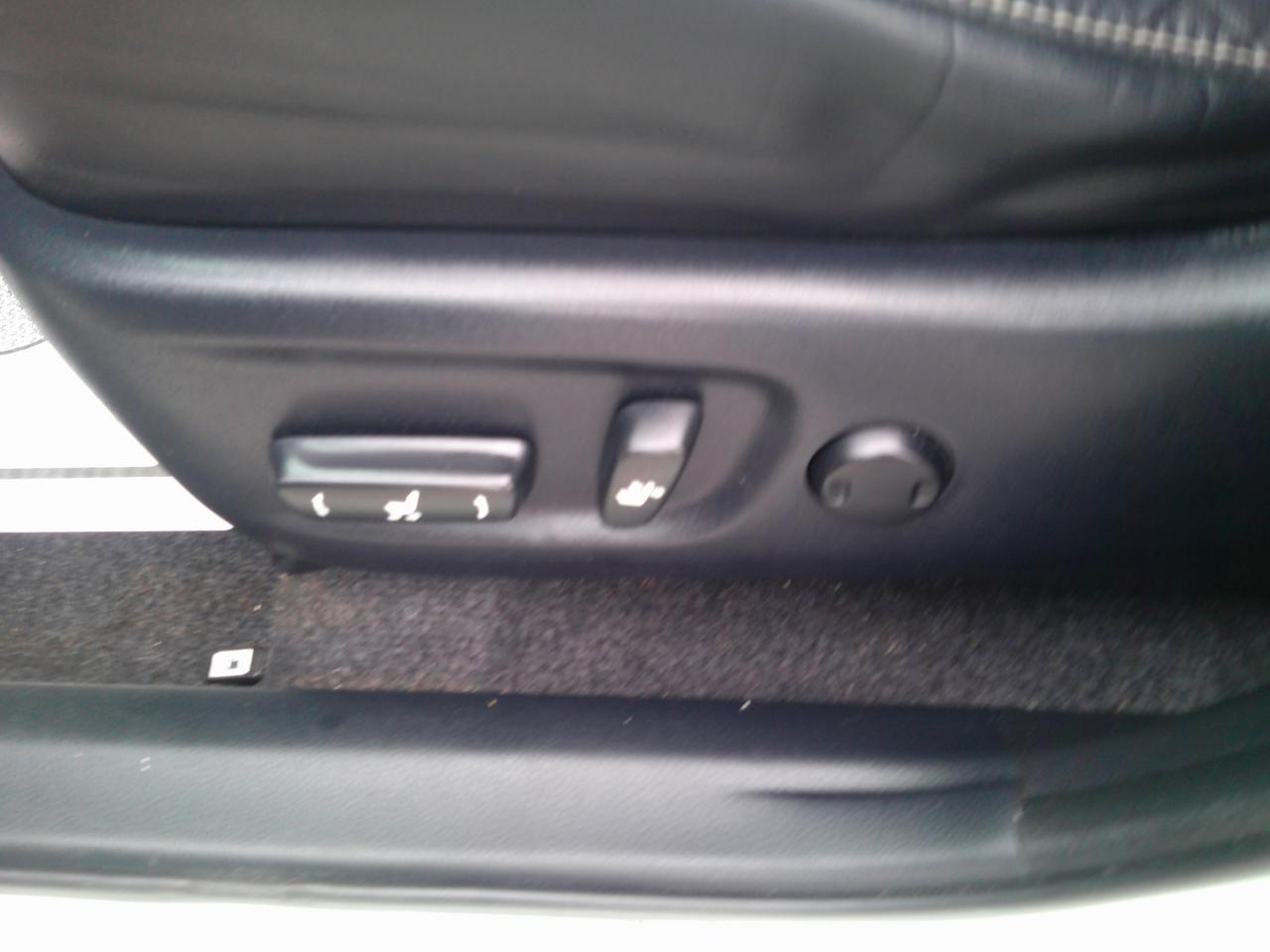 Toyota RAV4 Limited AWD 2014