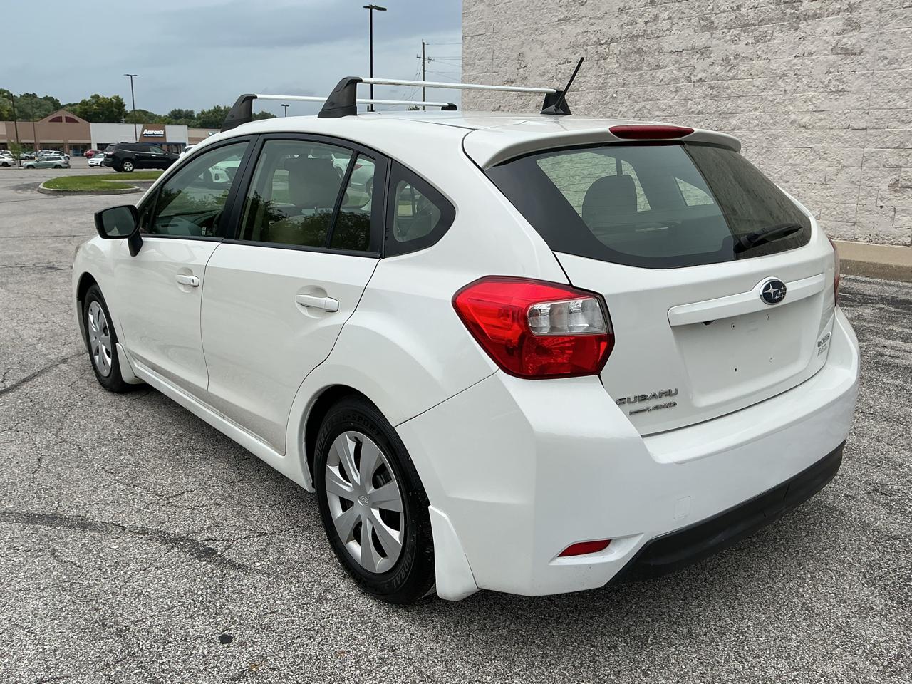 Subaru Impreza 2.0i PZEV CVT 5-Door 2015
