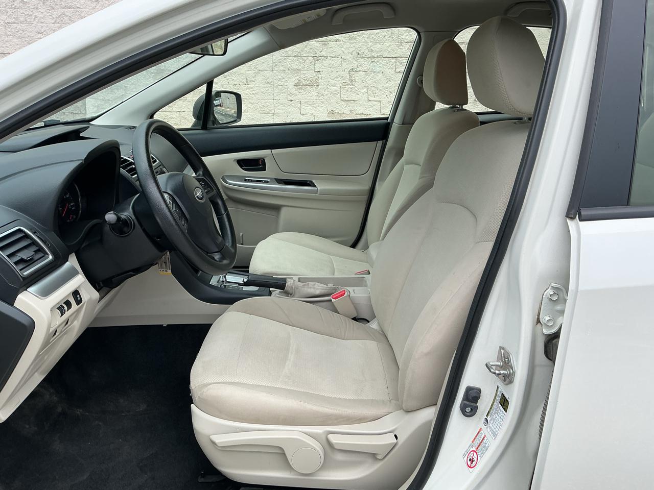 Subaru Impreza 2.0i PZEV CVT 5-Door 2015