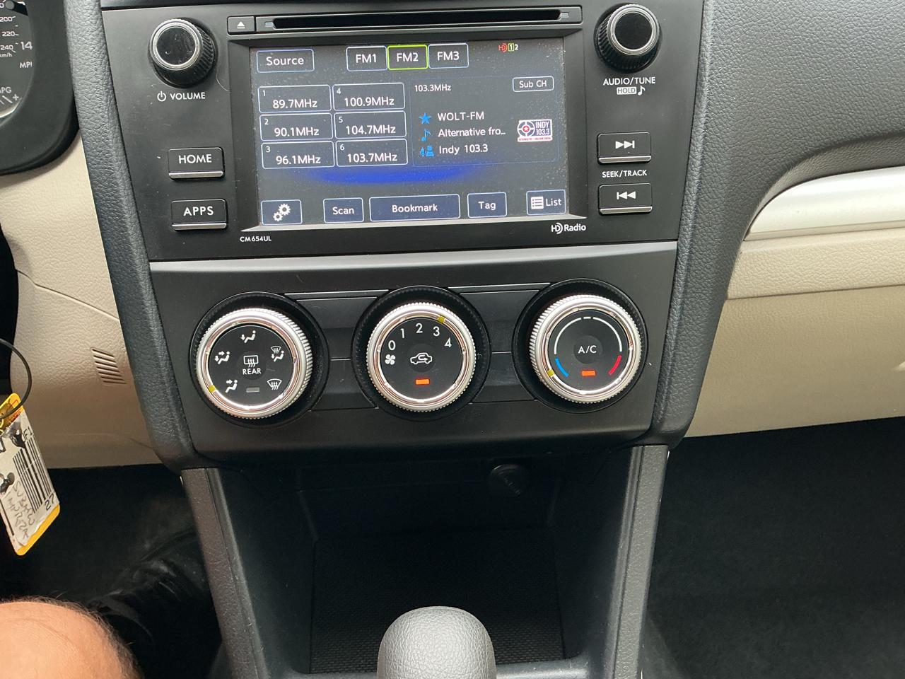 Subaru Impreza 2.0i PZEV CVT 5-Door 2015