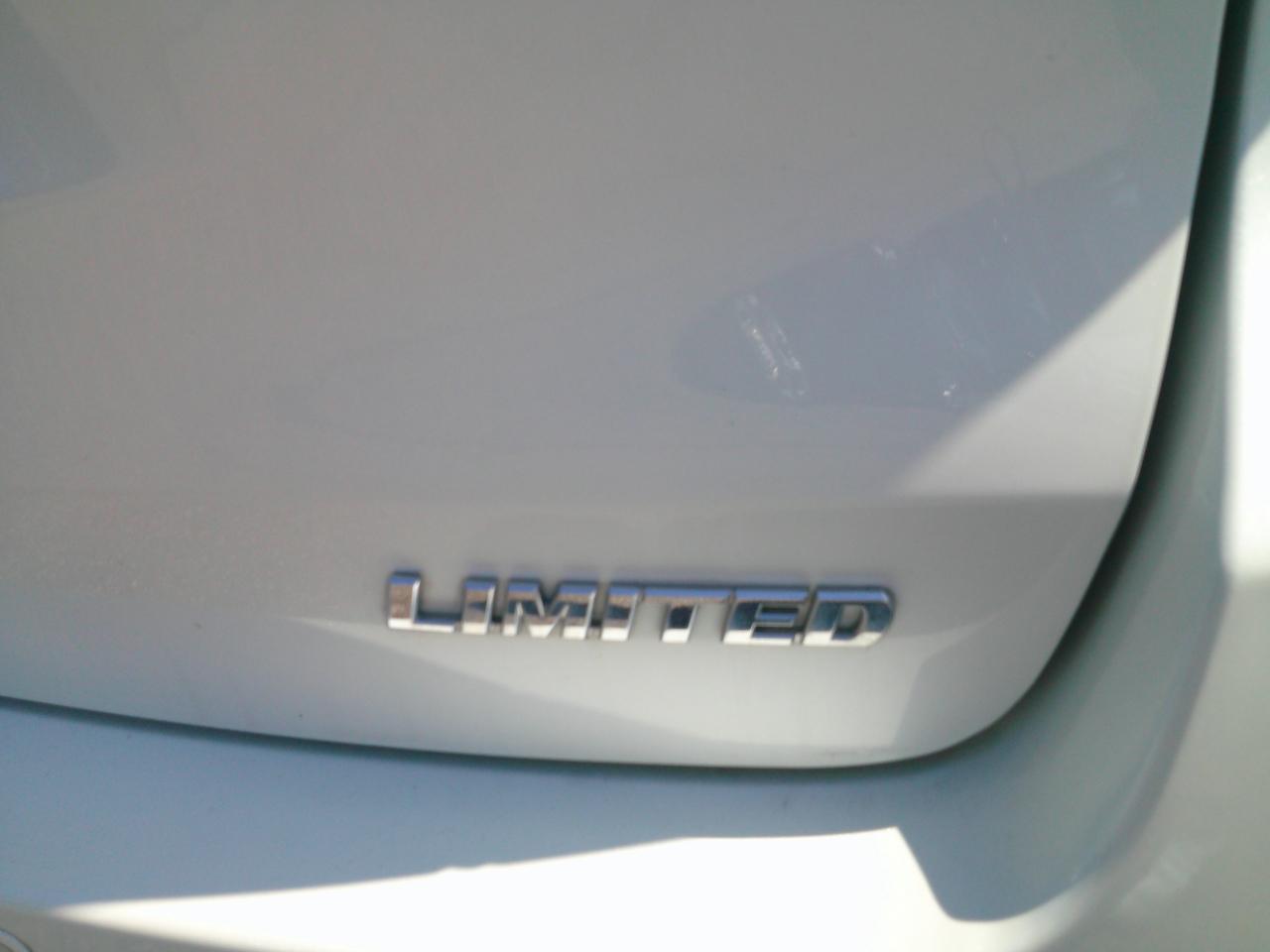 Toyota Highlander Limited FWD V6 2014