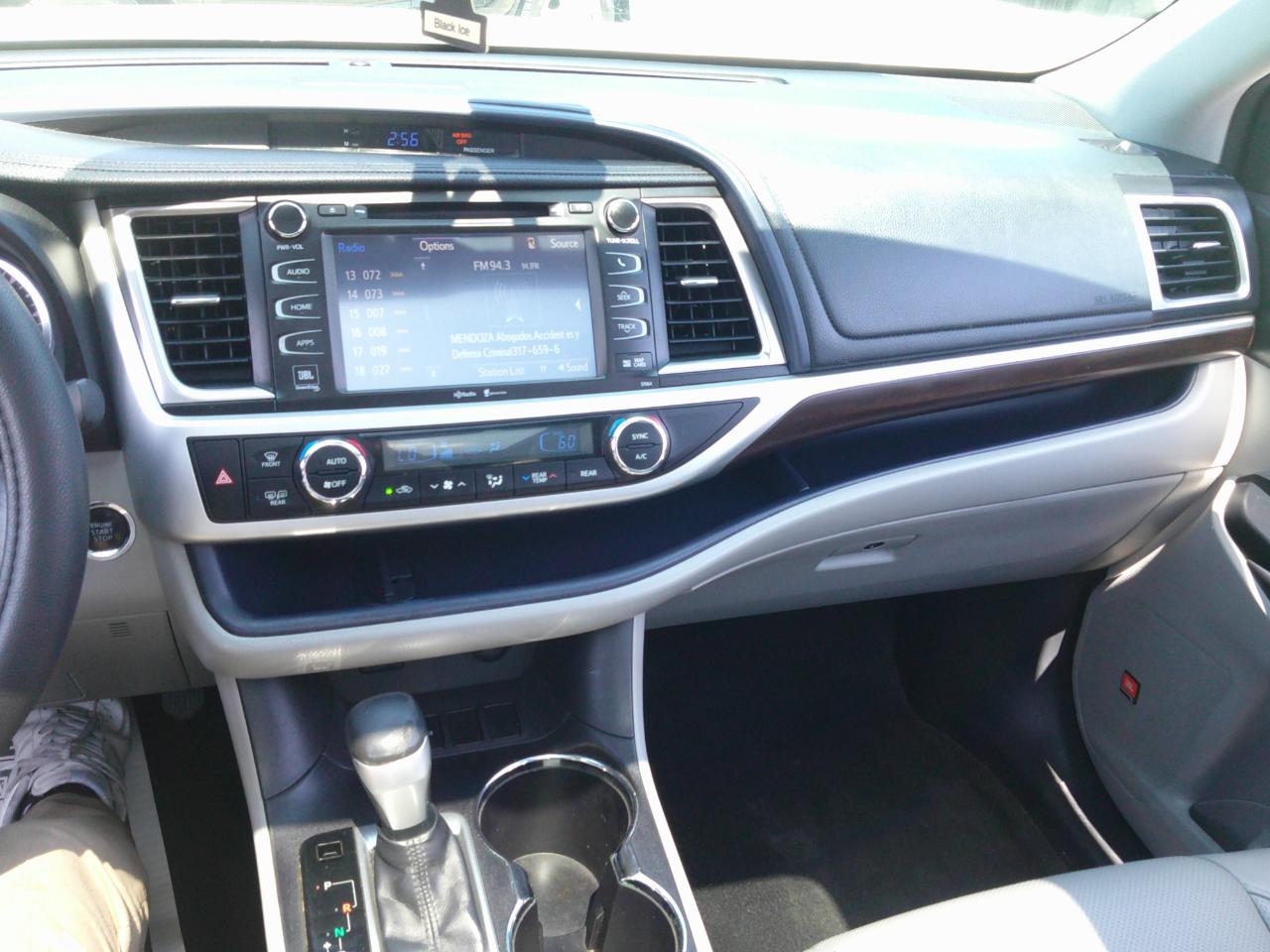 Toyota Highlander Limited FWD V6 2014