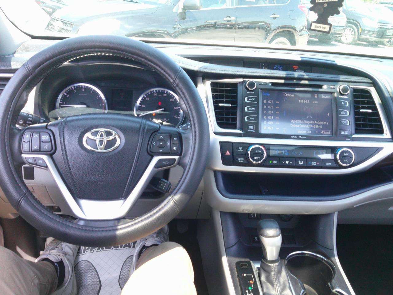 Toyota Highlander Limited FWD V6 2014