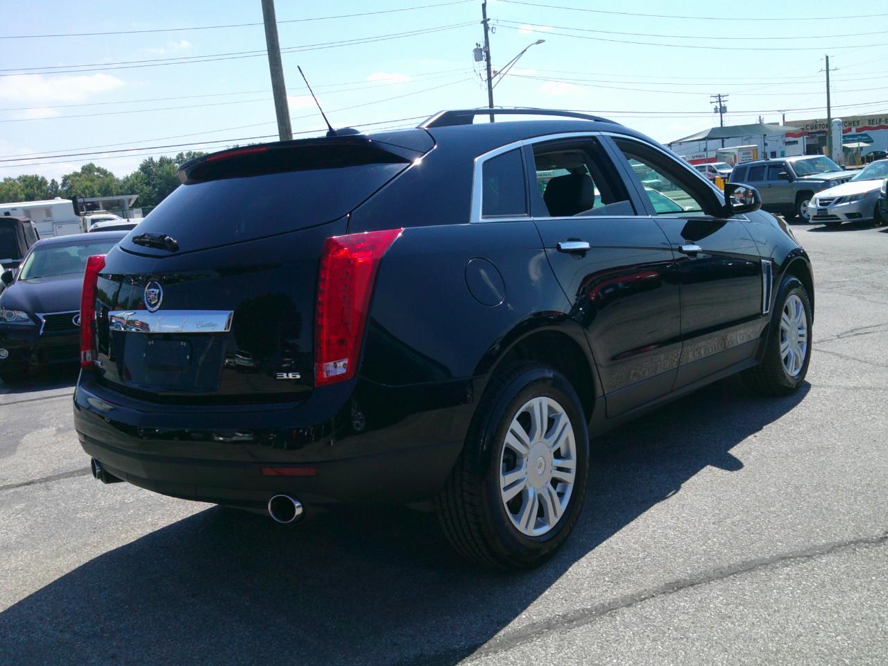 Cadillac SRX Standard FWD 2015