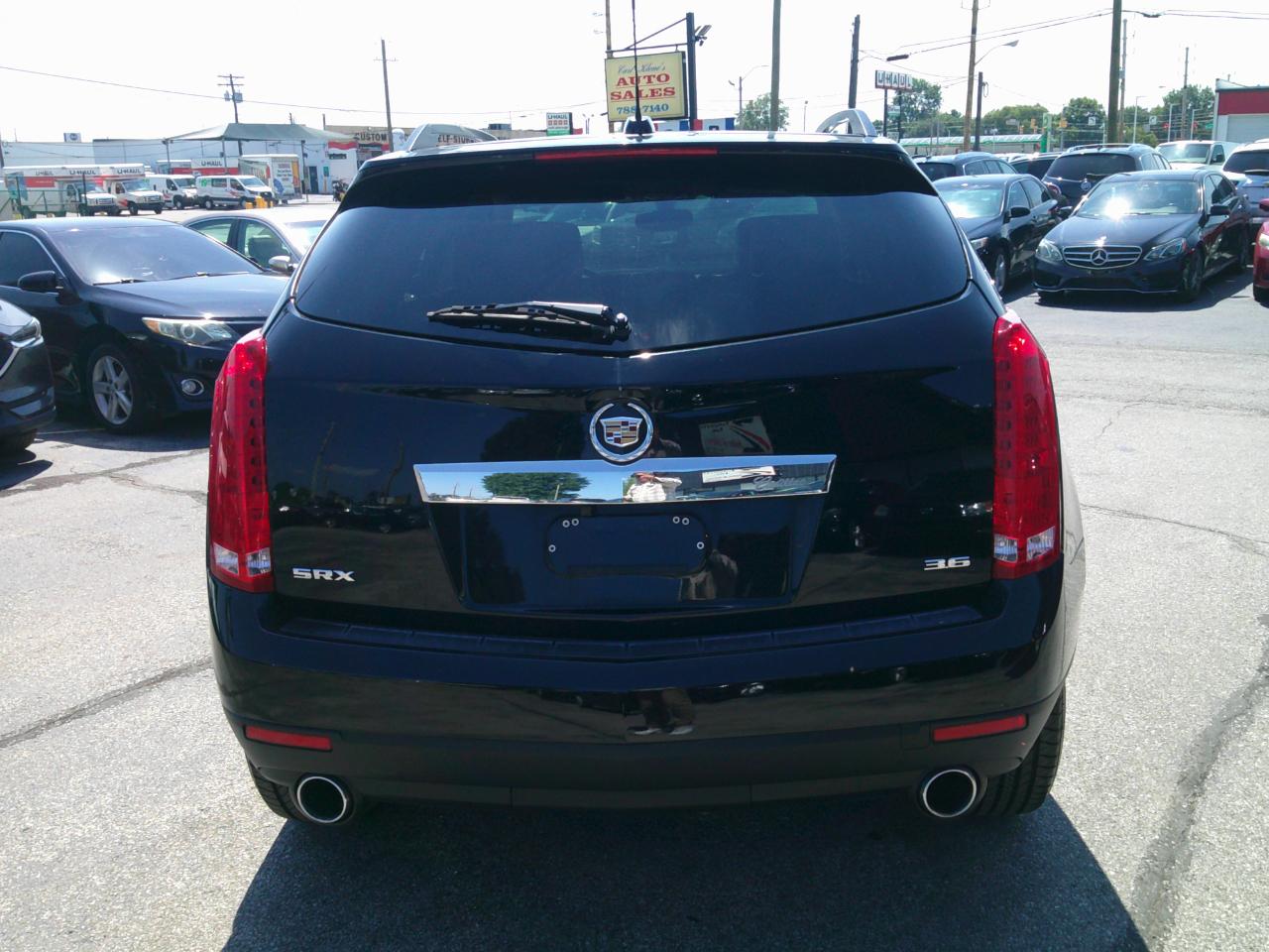 Cadillac SRX Standard FWD 2015