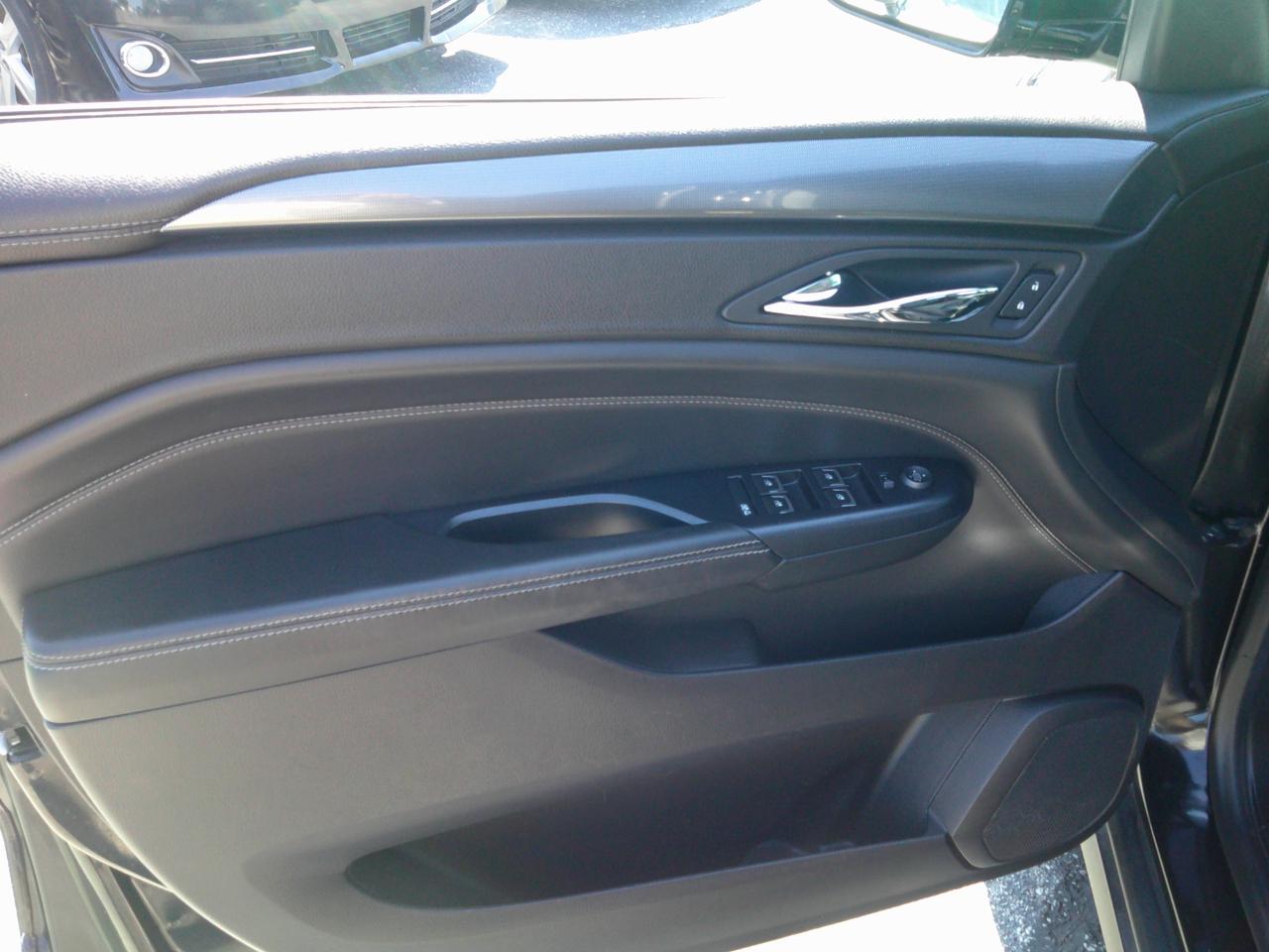 Cadillac SRX Standard FWD 2015