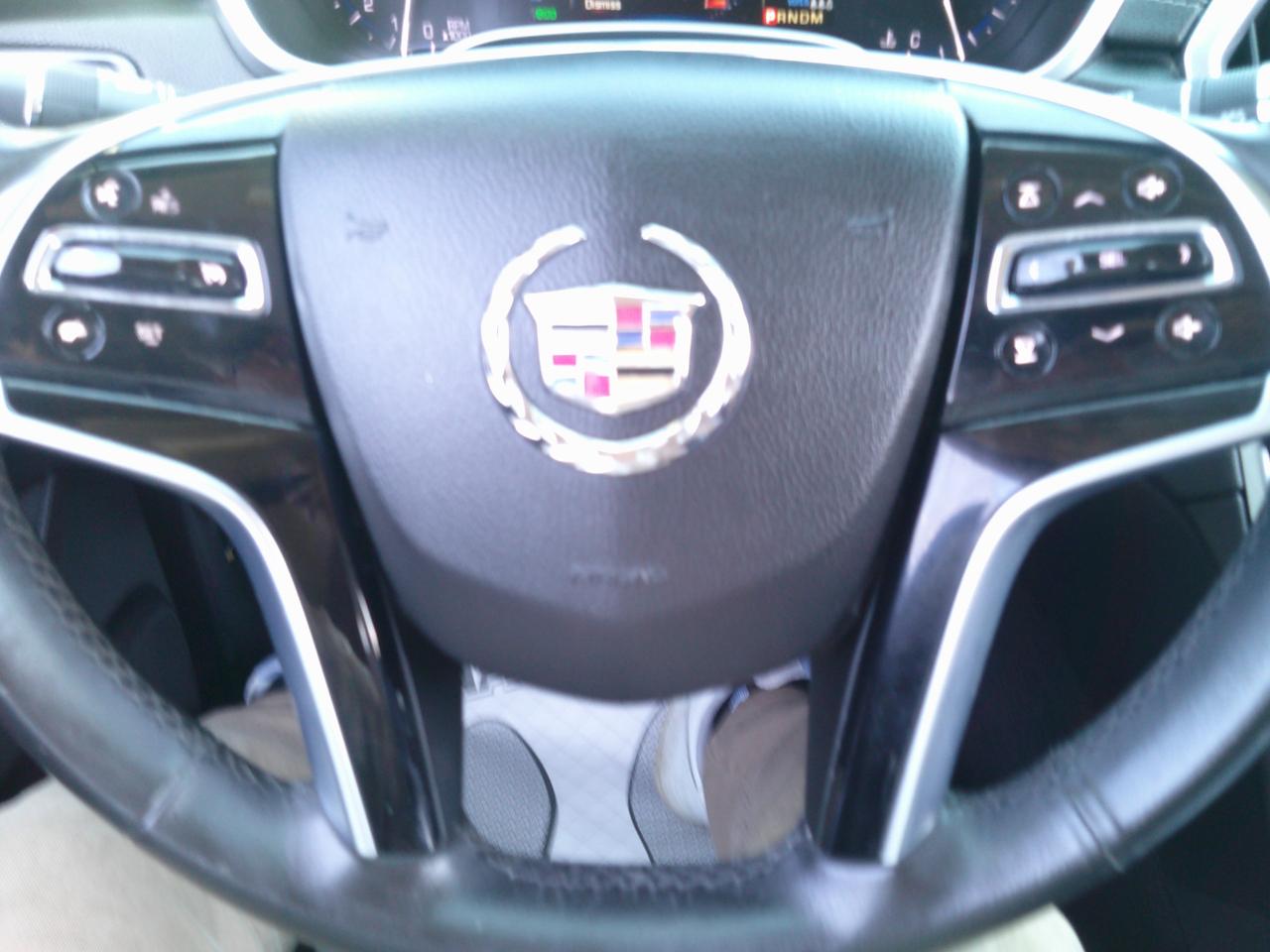 Cadillac SRX Standard FWD 2015