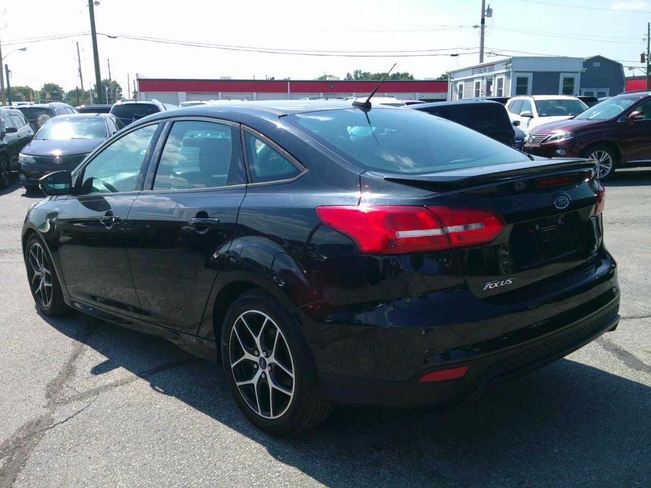 Ford Focus SE Sedan 2015