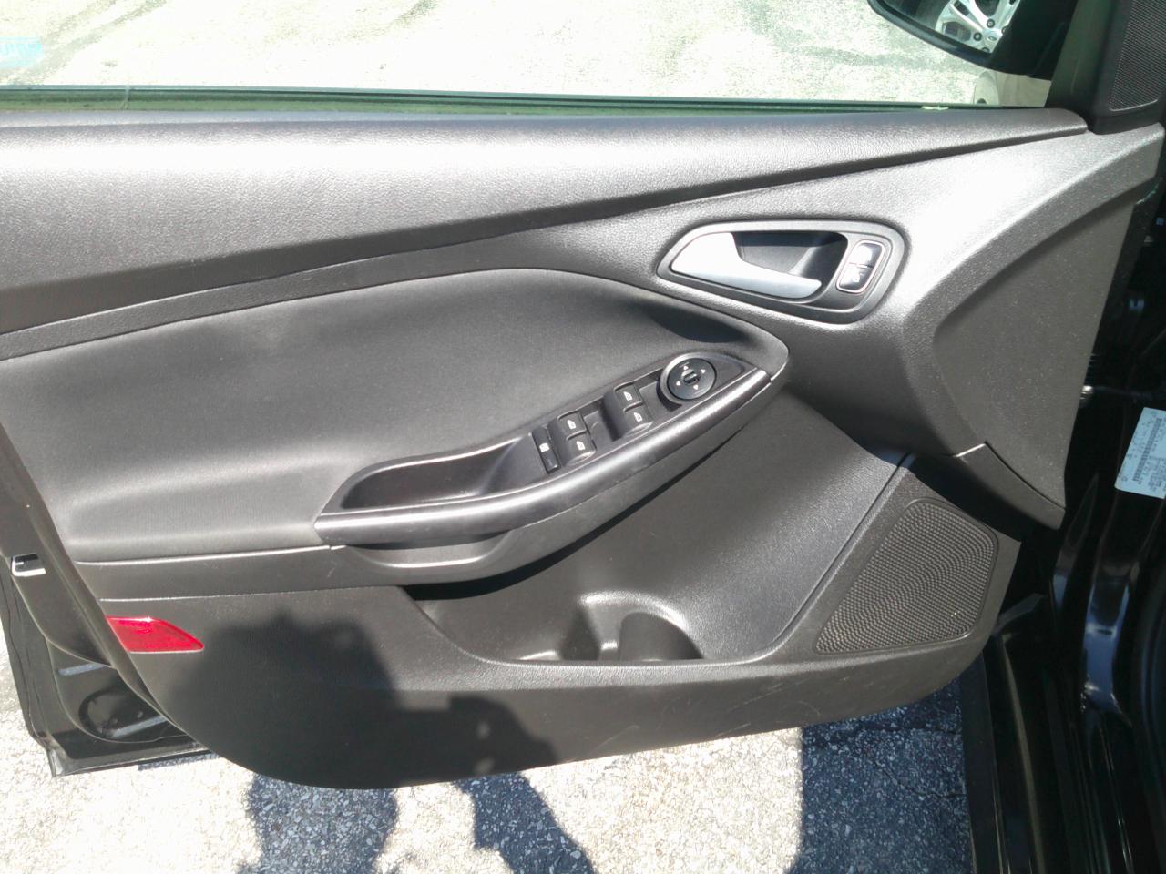Ford Focus SE Sedan 2015