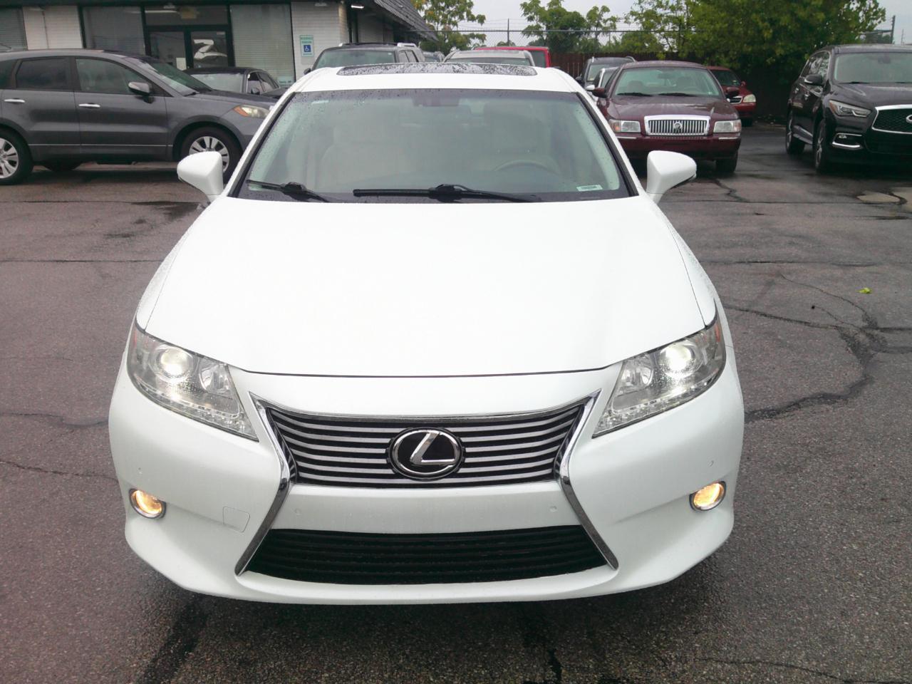 Lexus ES 350 Sedan 2013