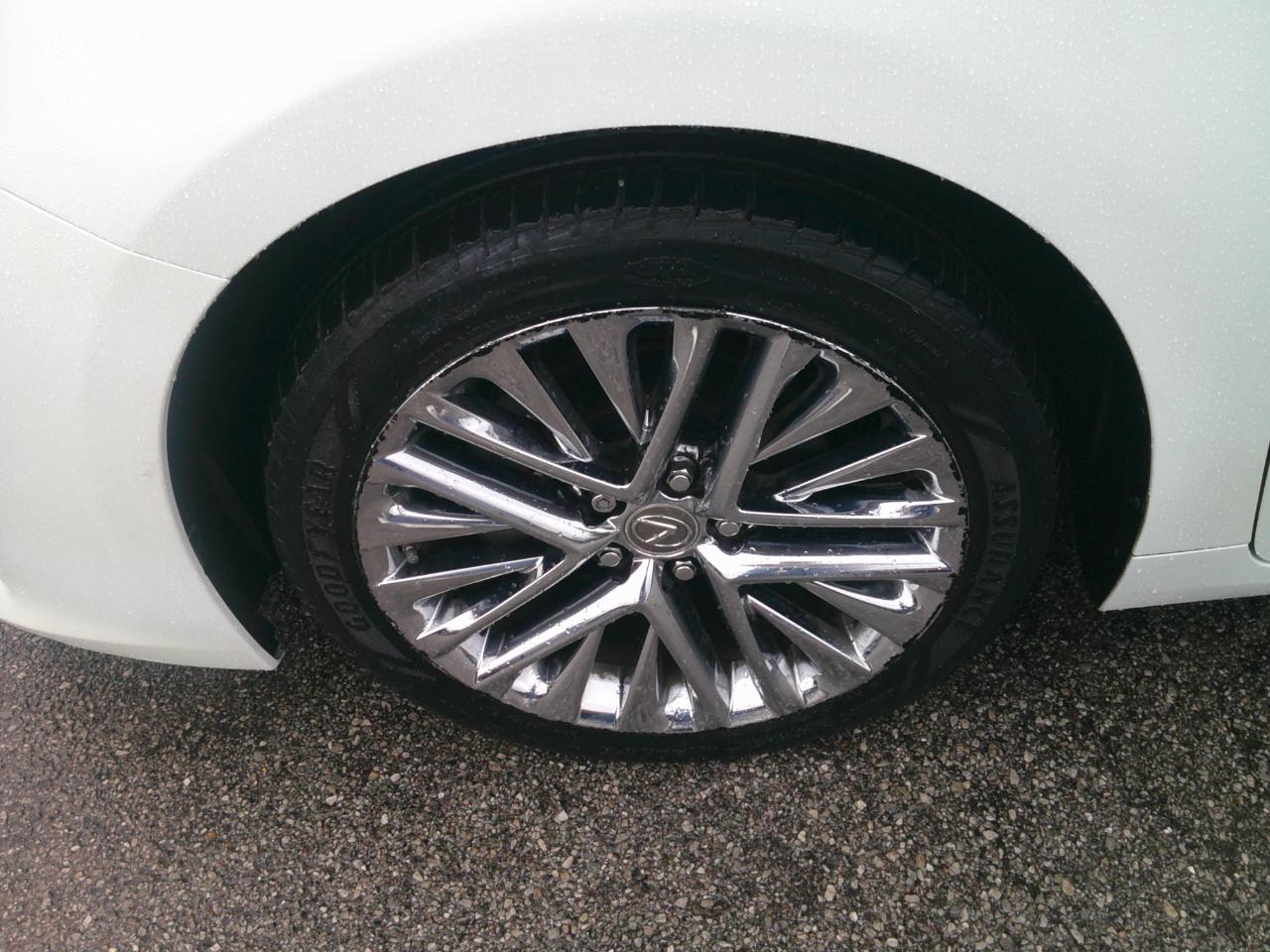 Lexus ES 350 Sedan 2013