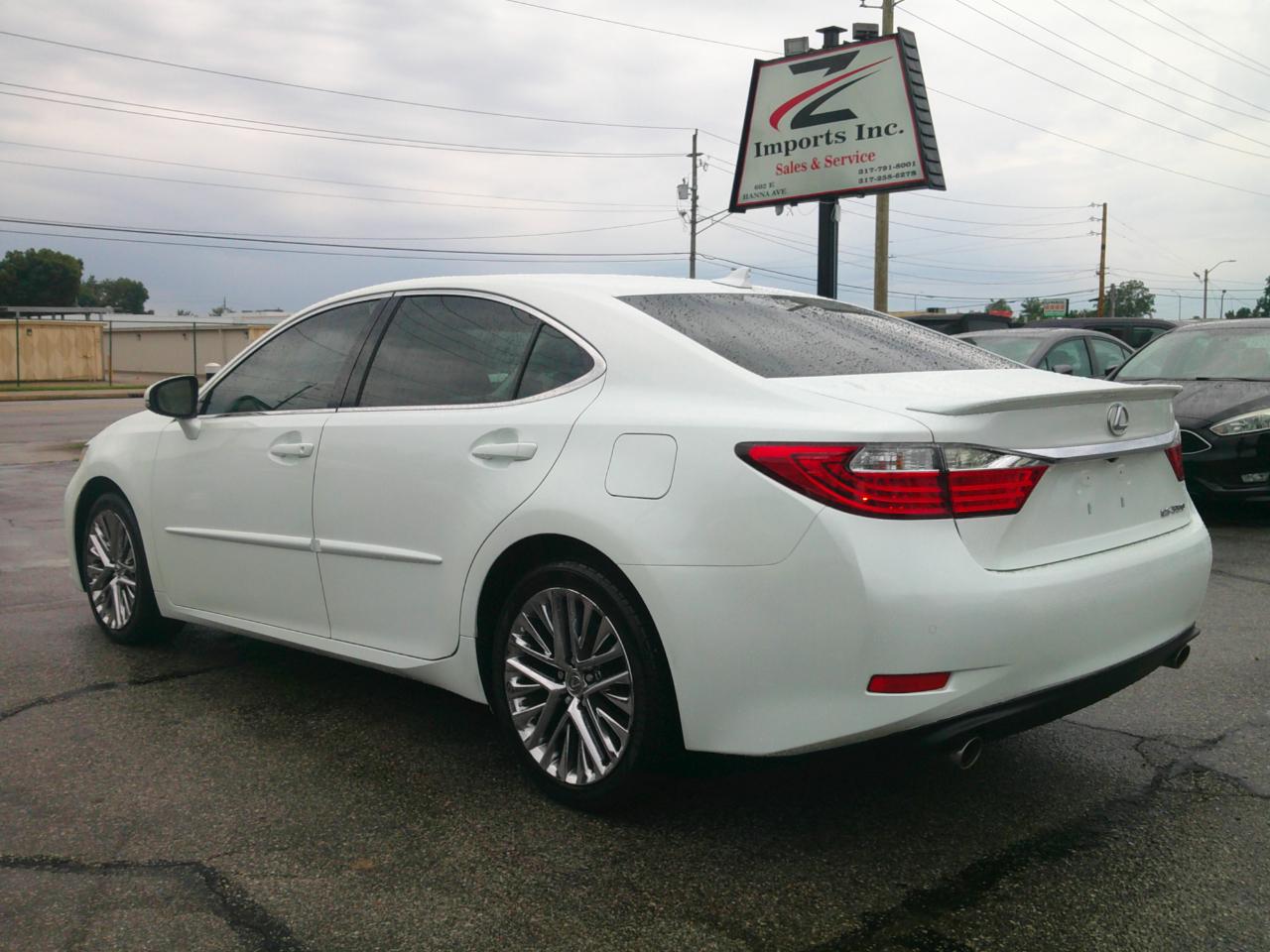 Lexus ES 350 Sedan 2013