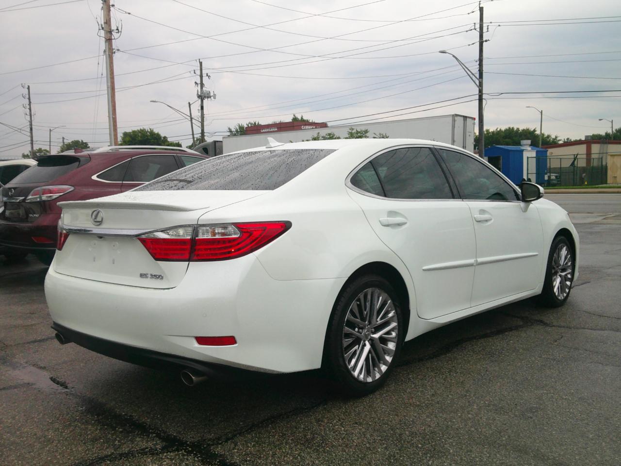 Lexus ES 350 Sedan 2013