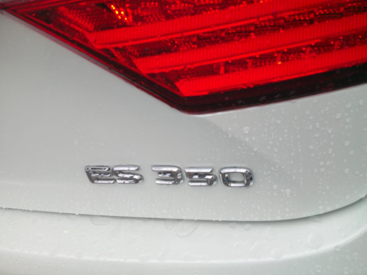 Lexus ES 350 Sedan 2013