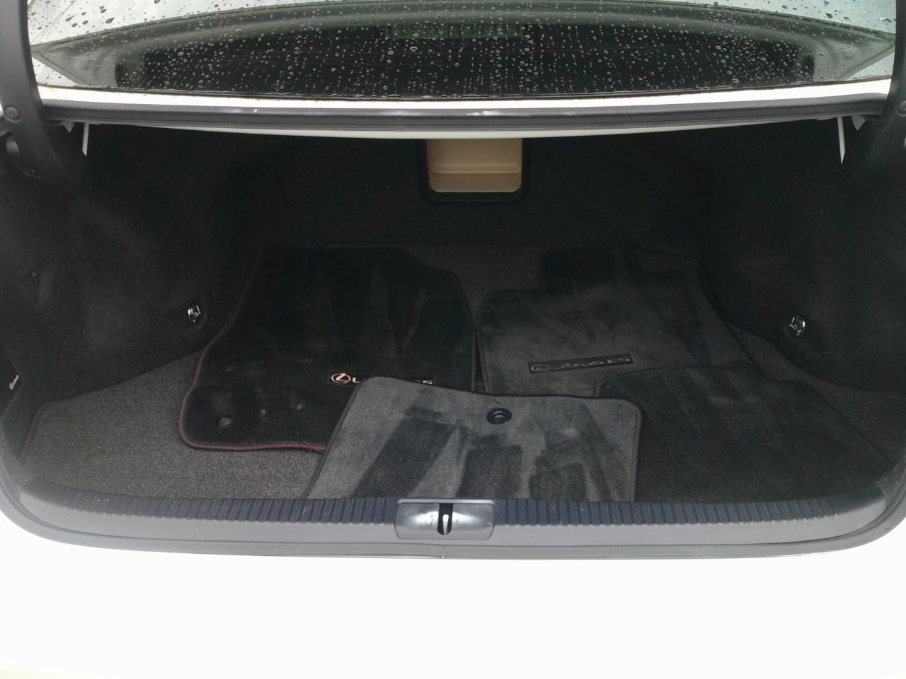 Lexus ES 350 Sedan 2013