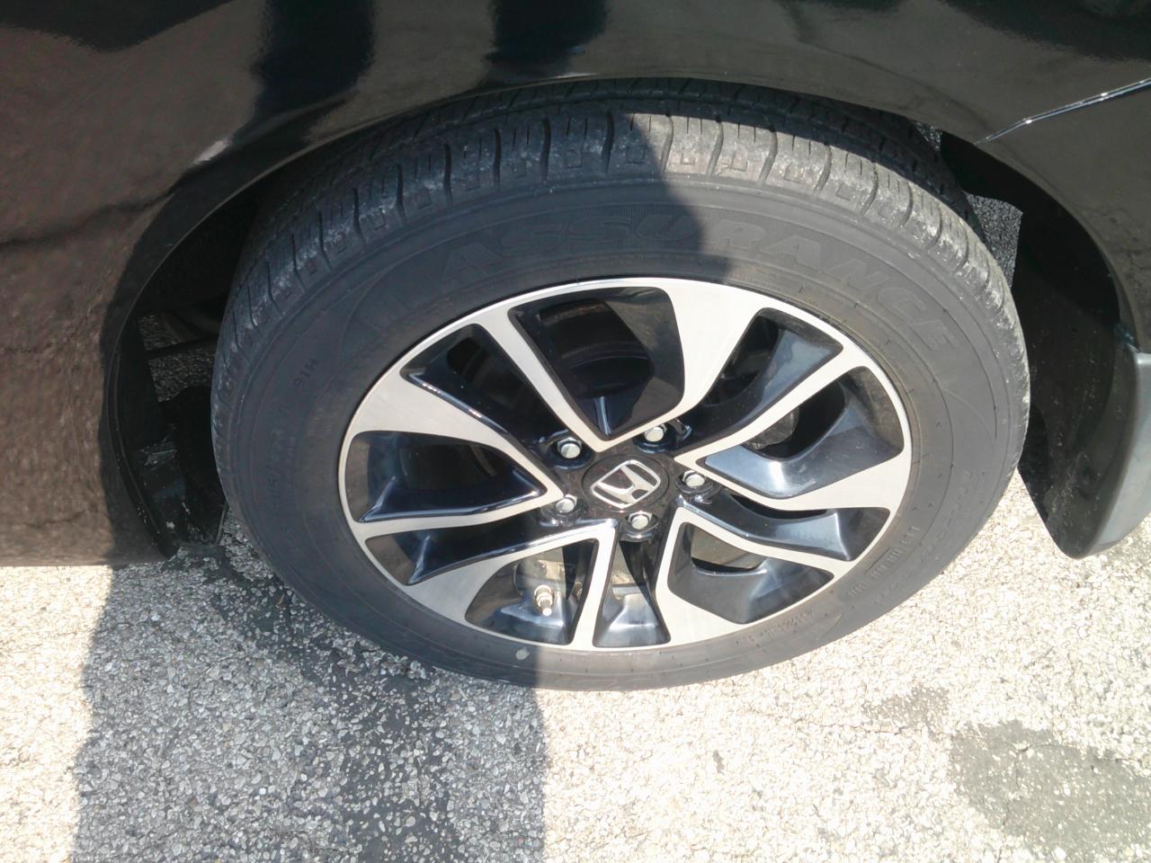 Honda Civic EX Coupe 5-Speed AT 2013