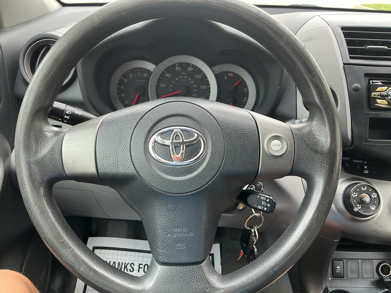 Toyota RAV4 Base I4 4WD 2010