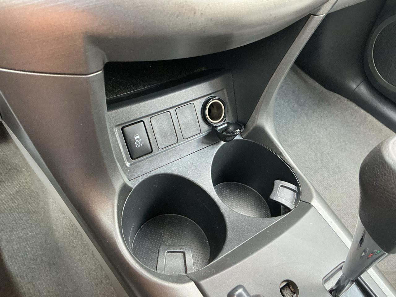 Toyota RAV4 Base I4 4WD 2010