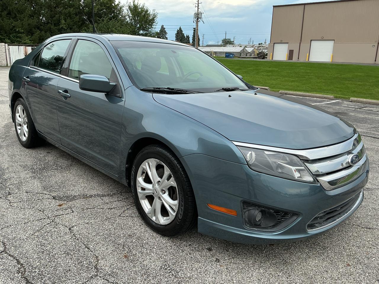 Ford Fusion SE 2012