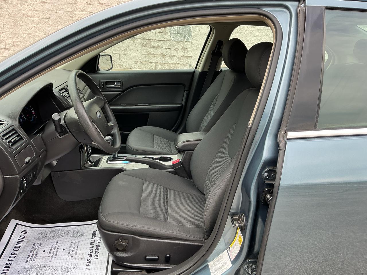 Ford Fusion SE 2012
