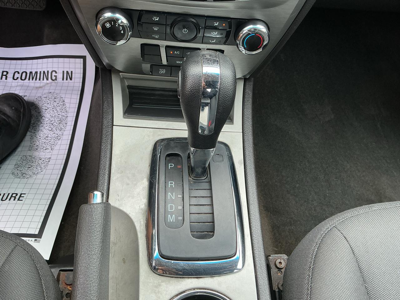 Ford Fusion SE 2012