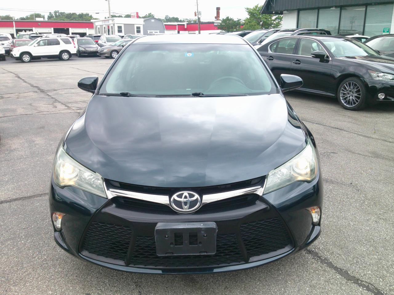 Toyota Camry SE 2015