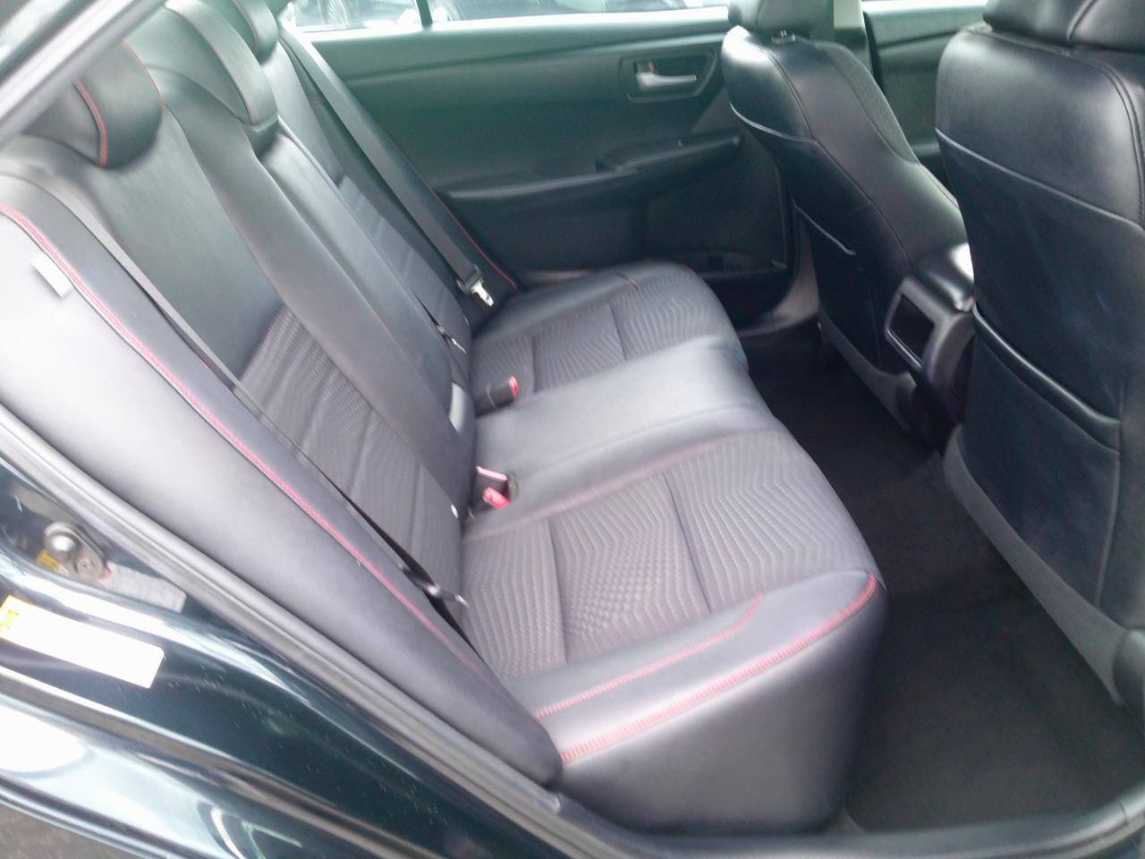 Toyota Camry SE 2015
