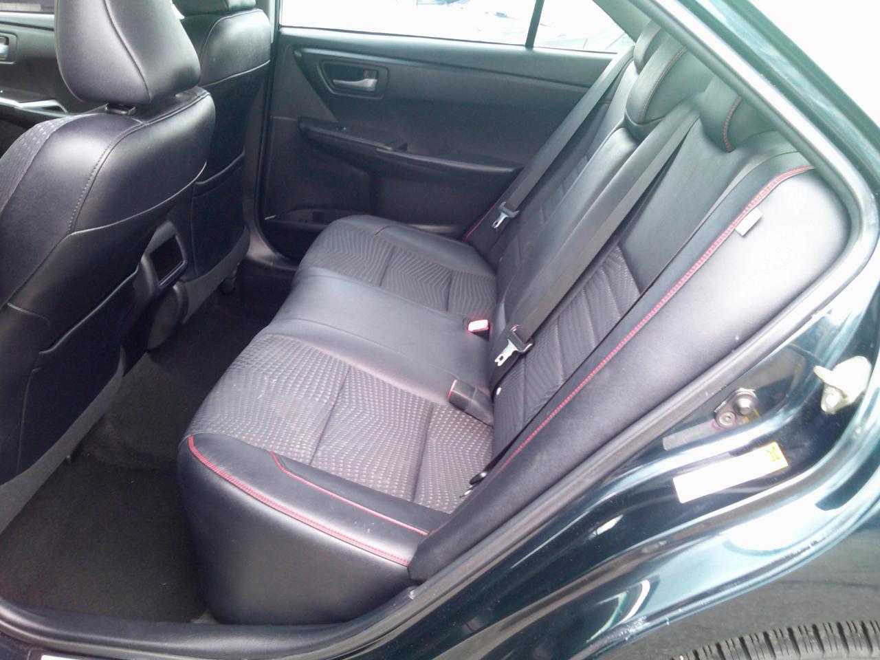 Toyota Camry SE 2015
