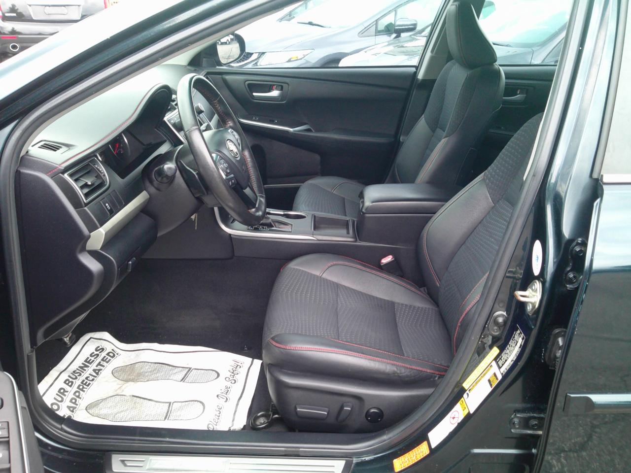 Toyota Camry SE 2015