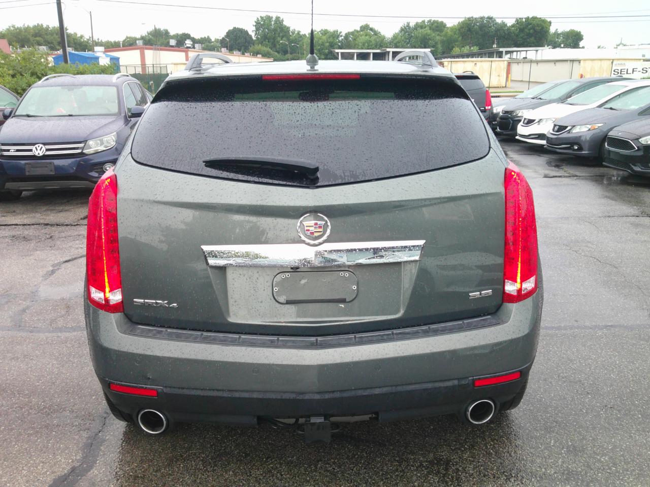 Cadillac SRX AWD Performance Collection 2013