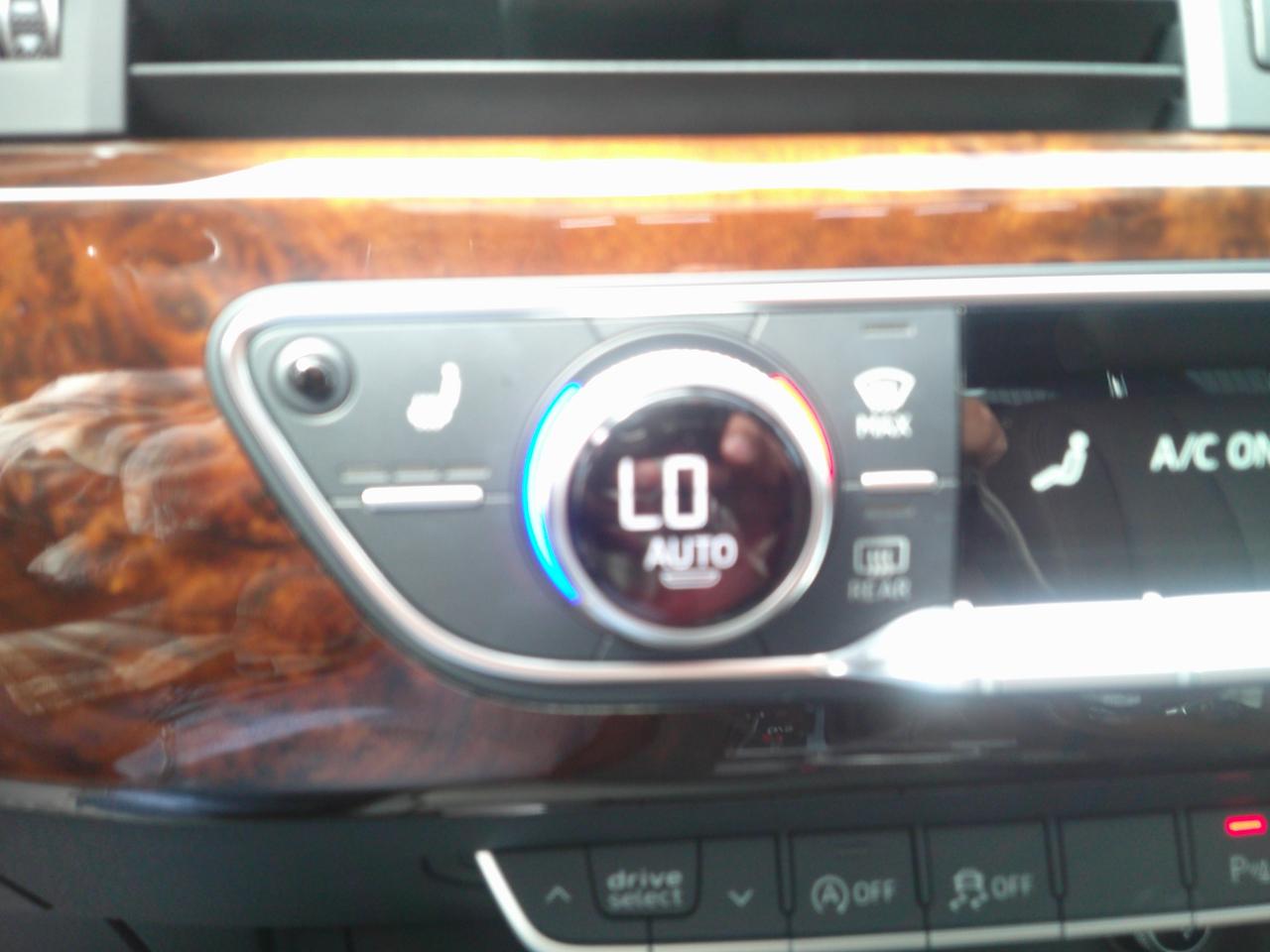 Audi A4 2.0T Premium Plus quattro Sedan 2017