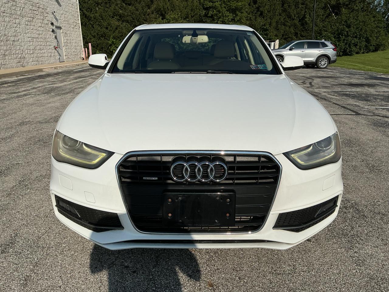 Audi A4 2.0T Sedan quattro Tiptronic 2014