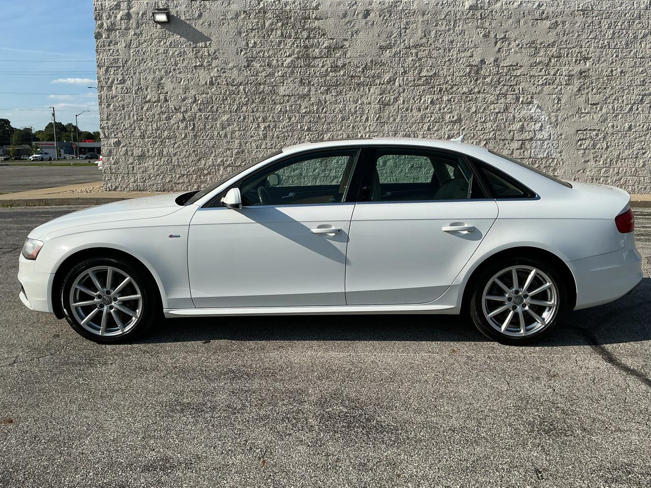 Audi A4 2.0T Sedan quattro Tiptronic 2014