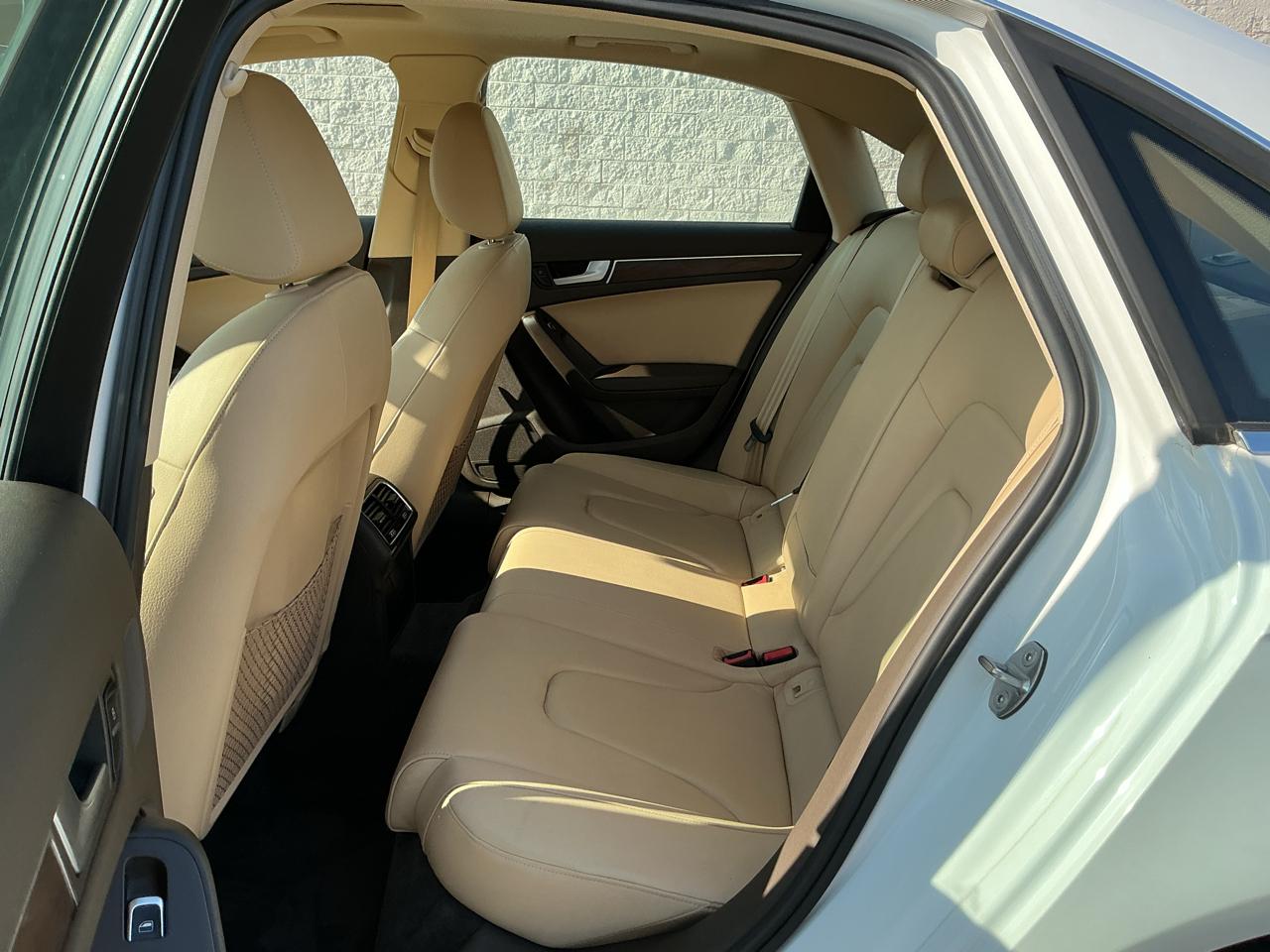 Audi A4 2.0T Sedan quattro Tiptronic 2014